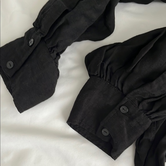 H&M Black Button-Up Blouse - Picture 4 of 4